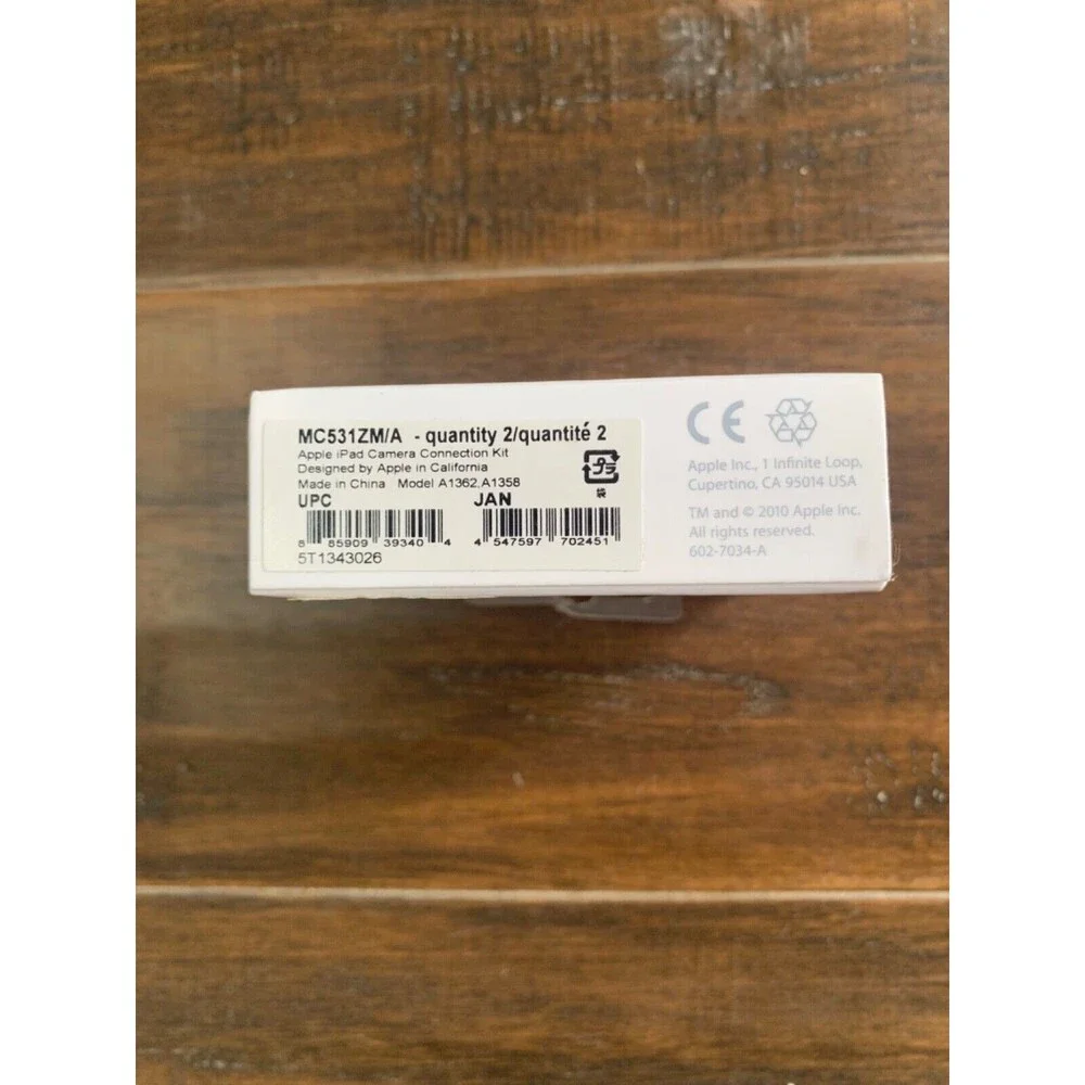 NEW Genuine OEM Apple iPad Camera Connection Kit MC531ZM/A Accessory Adapter NWT